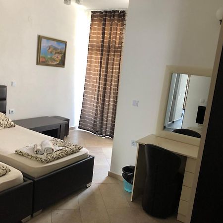 Novalic Hotel Dobra Voda Luaran gambar