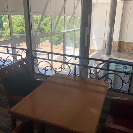 Novalic Hotel Dobra Voda Luaran gambar