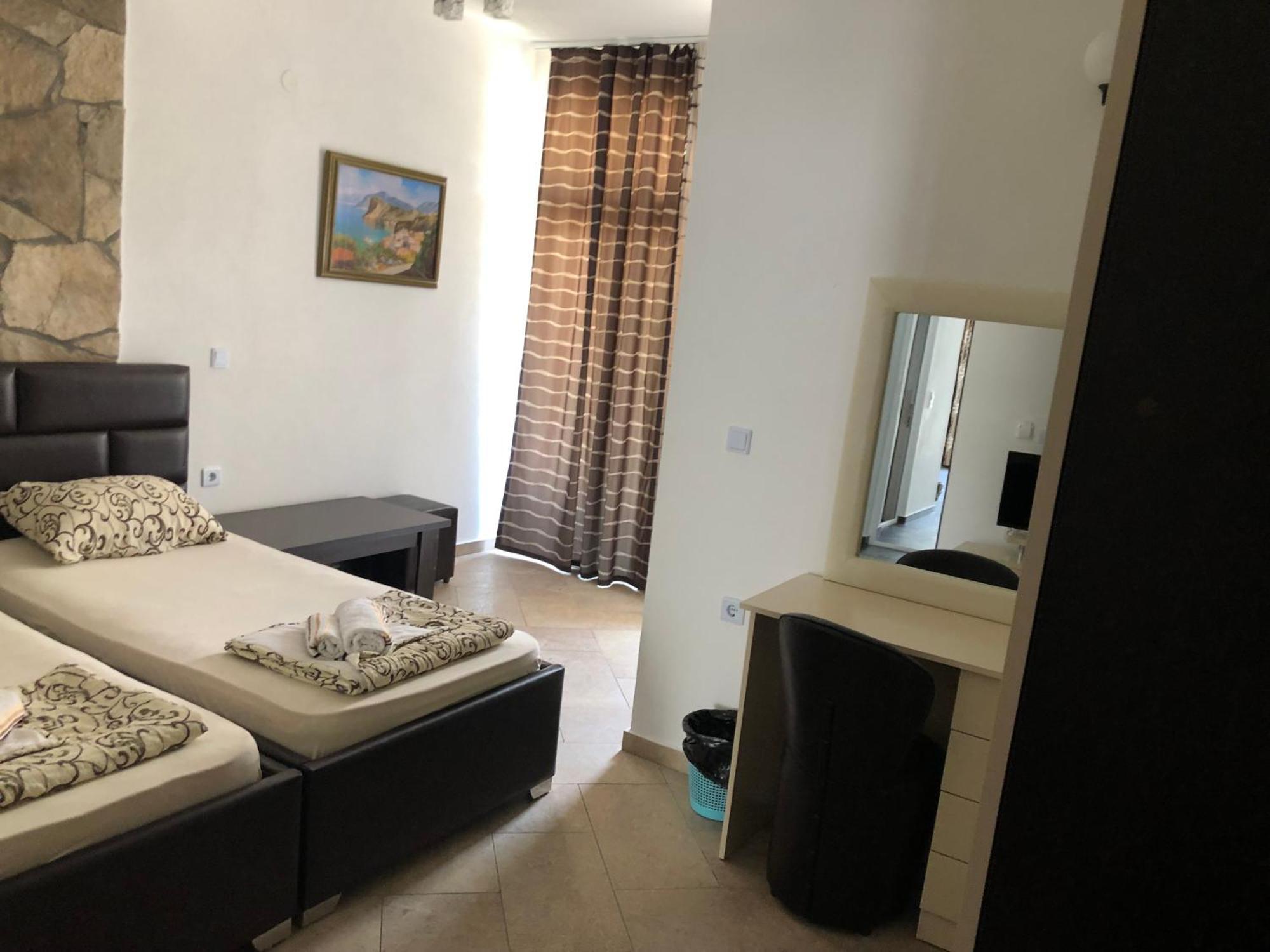 Novalic Hotel Dobra Voda Luaran gambar