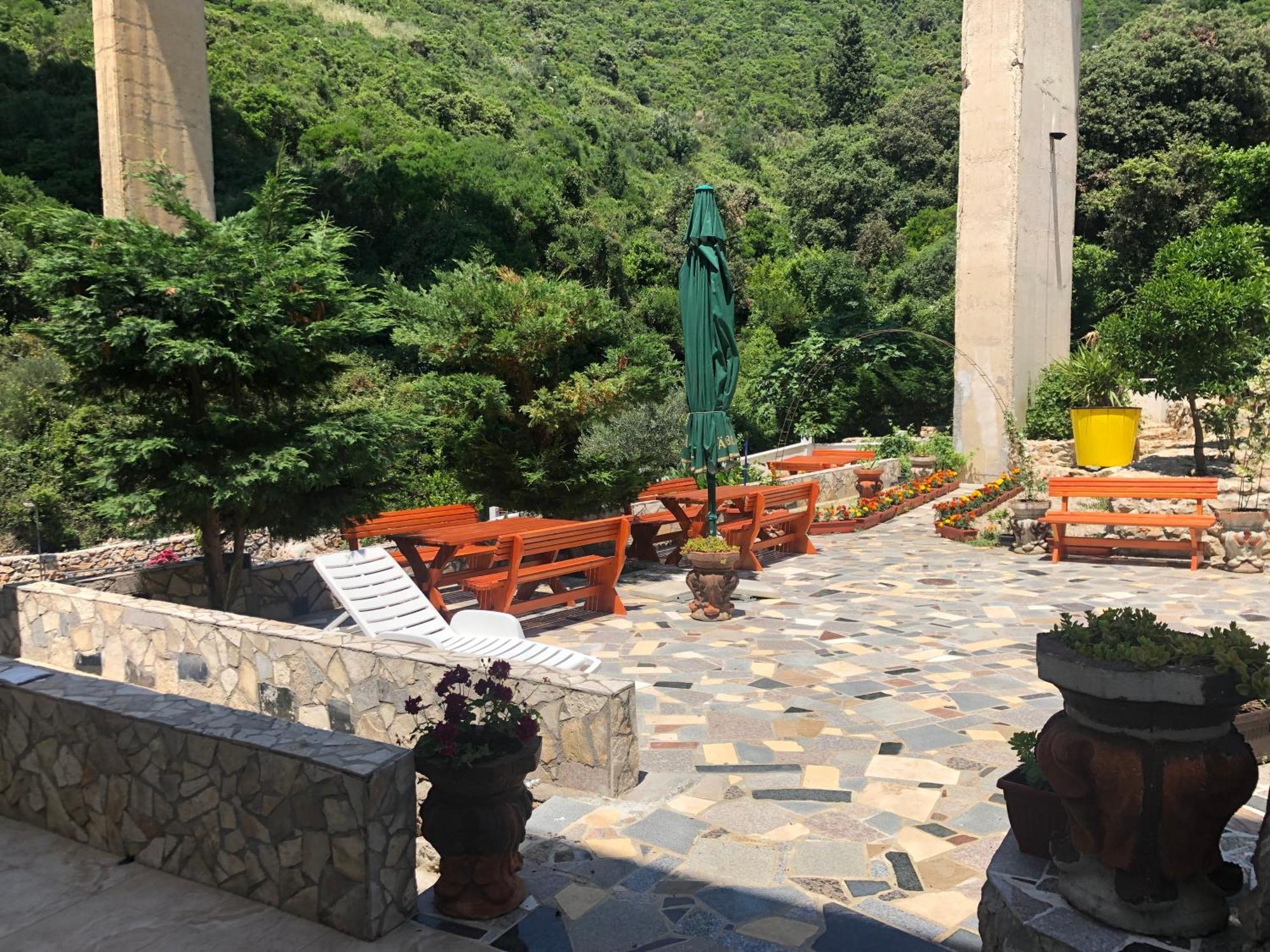 Novalic Hotel Dobra Voda Luaran gambar