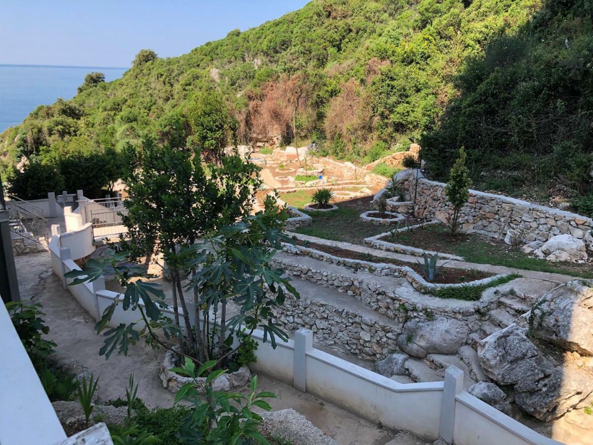 Novalic Hotel Dobra Voda Luaran gambar