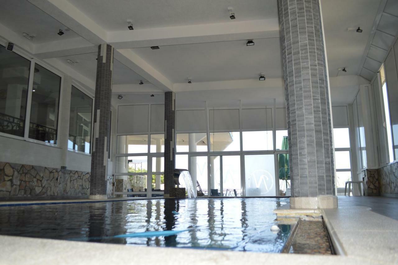 Novalic Hotel Dobra Voda Luaran gambar