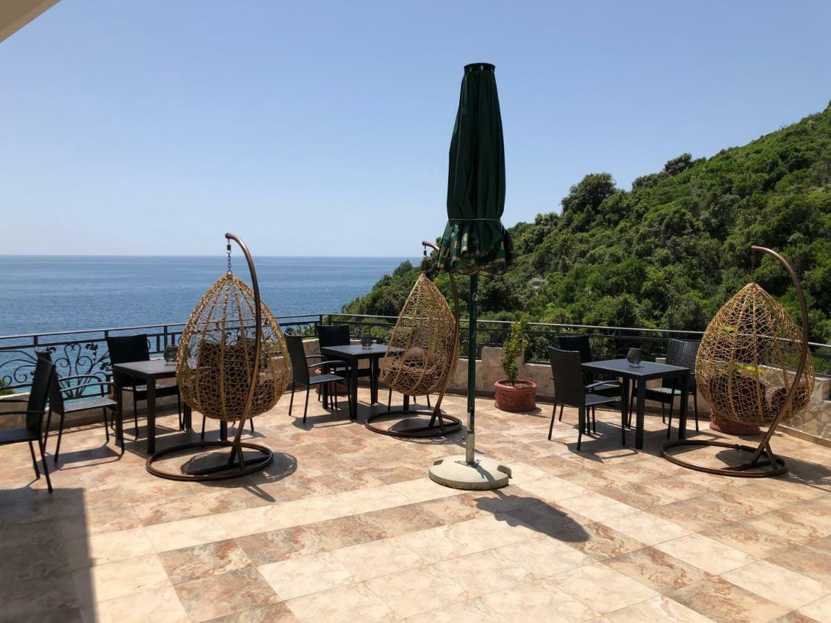 Novalic Hotel Dobra Voda Luaran gambar
